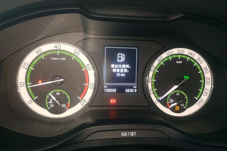 Used Skoda Kodiaq 2017 TSI330 7-Seater Two-Wheel-Drive Luxury Edition Instrument Cluster
