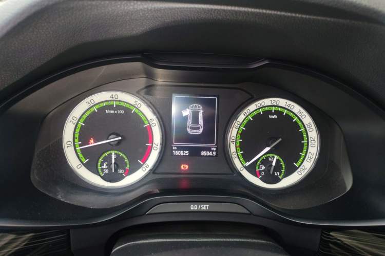 Used Skoda Kodiaq 2017 TSI330 5-Seat Two-Wheel Drive Luxury Edition Instrument Cluster
