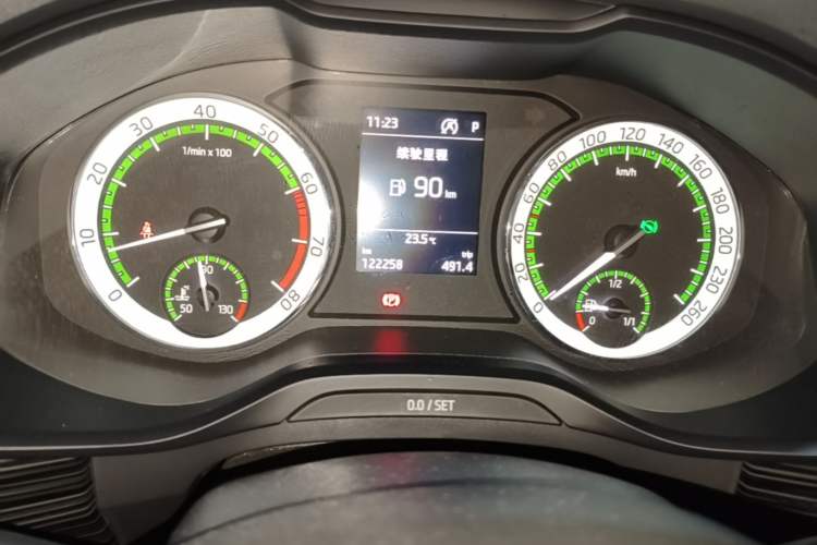 Used Skoda Kodiaq 2017 TSI330 7-Seater Two-Wheel-Drive Luxury Edition Instrument Cluster