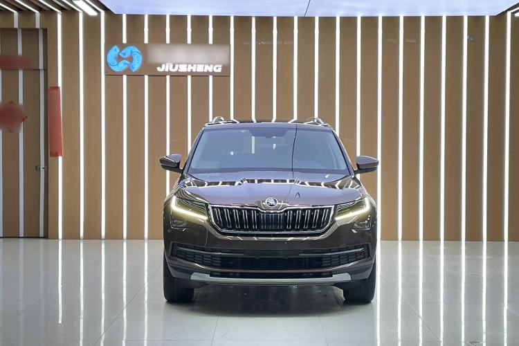 Used Skoda Kodiaq 2017 TSI380 7-Seater Four-Wheel-Drive Flagship Edition Interior 3
