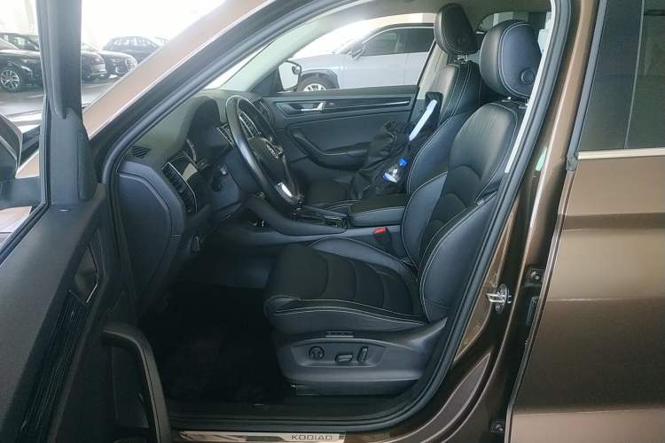Used Skoda Kodiaq 2017 TSI330 7-Seater Two-Wheel-Drive Luxury Edition Left Front Seat