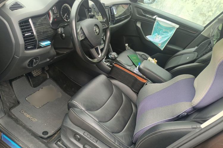 Used Skoda Kodiaq 2017 TSI330 7-Seater Two-Wheel-Drive Luxury Edition Left Front Seat