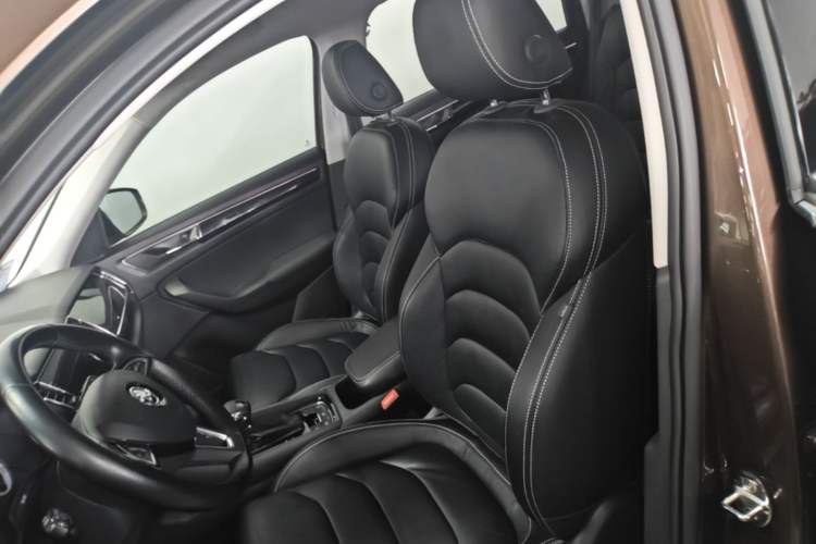 Used Skoda Kodiaq 2017 TSI330 7-Seater Two-Wheel-Drive Luxury Tech Edition Left Front Seat
