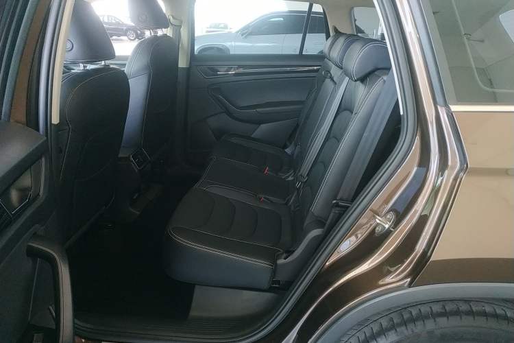 Used Skoda Kodiaq 2017 TSI330 7-Seater Two-Wheel-Drive Luxury Edition Left Rear Seat