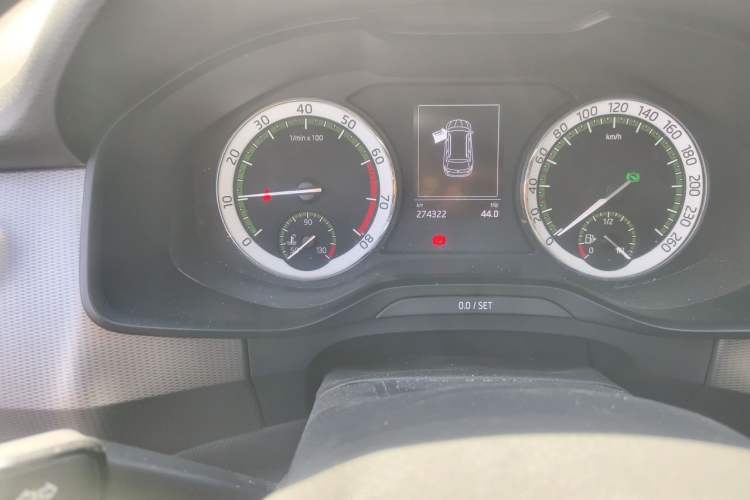 Used Skoda Kodiaq 2017 TSI330 5-seat Two-Wheel Drive Comfort Edition Odometer Close Up