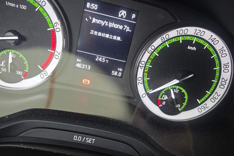 Used Skoda Kodiaq 2017 TSI330 5-Seat Two-Wheel Drive Luxury Edition Odometer Close Up
