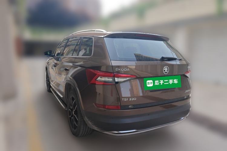 Used Skoda Kodiaq 2017 TSI330 7-Seater Two-Wheel-Drive Luxury Edition Rear Left 45 Deg