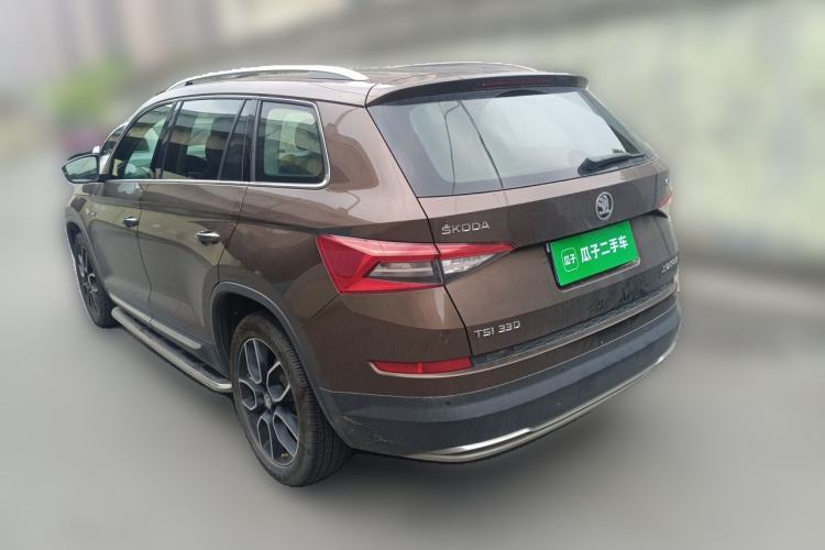 Used Skoda Kodiaq 2017 TSI330 7-Seater Two-Wheel-Drive Luxury Edition Rear Left 45 Deg
