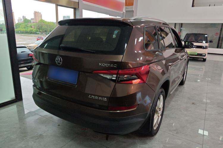 Used Skoda Kodiaq 2017 TSI330 5-Seat Two-Wheel Drive Luxury Edition Rear Right 45 Deg