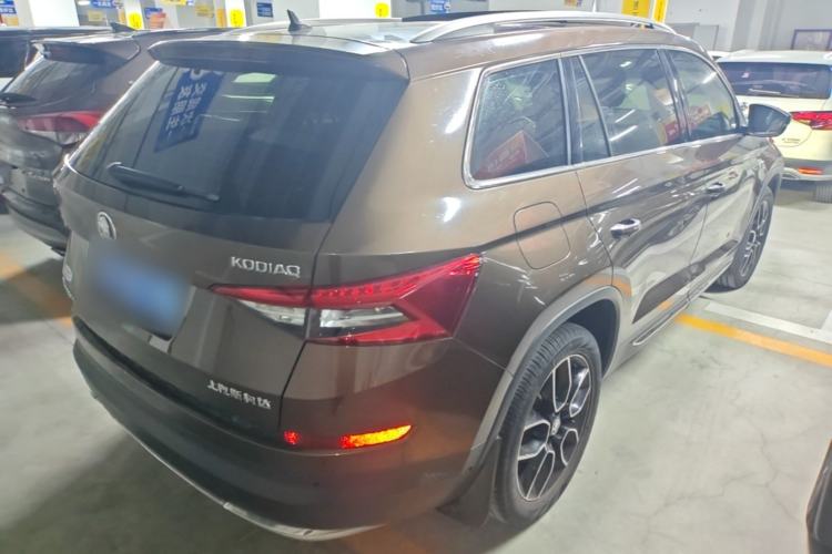 Used Skoda Kodiaq 2017 TSI380 7-Seater Four-Wheel-Drive Flagship Edition Rear Right 45 Deg