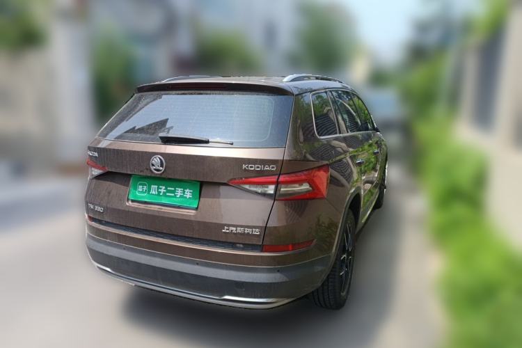 Used Skoda Kodiaq 2017 TSI330 7-Seater Two-Wheel-Drive Luxury Edition Rear Right 45 Deg