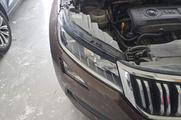 Used Skoda Kodiaq 2017 TSI330 5-Seat Two-Wheel Drive Luxury Edition Right Front Headlight