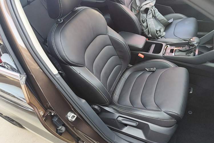 Used Skoda Kodiaq 2017 TSI330 7-Seater Two-Wheel-Drive Luxury Edition Right Front Seat