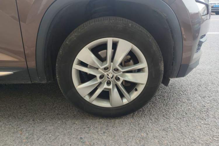 Used Skoda Kodiaq 2017 TSI330 5-Seat Two-Wheel Drive Luxury Edition Right Front Wheel Hub