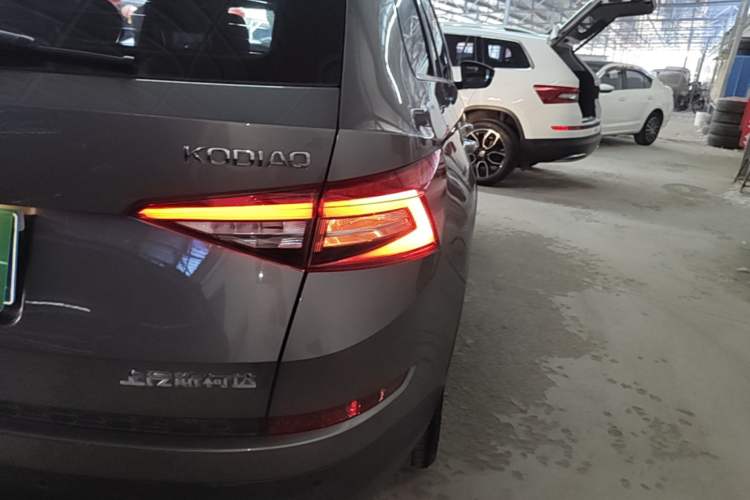 Used Skoda Kodiaq 2017 TSI330 5-Seat Two-Wheel Drive Luxury Edition Right Rear Taillight