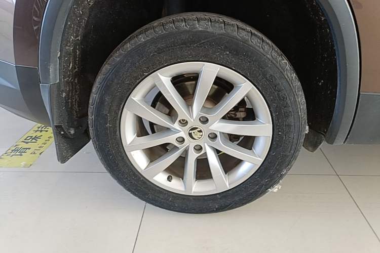Used Skoda Kodiaq 2017 TSI330 5-seat Two-Wheel Drive Comfort Edition Right Rear Wheel Hub