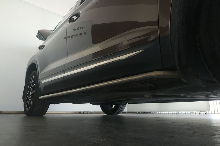 Used Skoda Kodiaq 2017 TSI330 7-Seater Two-Wheel-Drive Luxury Edition Right Side Sill