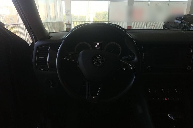 Used Skoda Kodiaq 2017 TSI330 7-Seater Two-Wheel-Drive Luxury Edition Steering Wheel