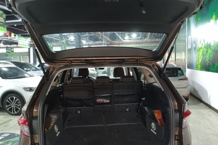 Used Skoda Kodiaq 2017 TSI330 7-Seater Two-Wheel-Drive Luxury Edition Trunk