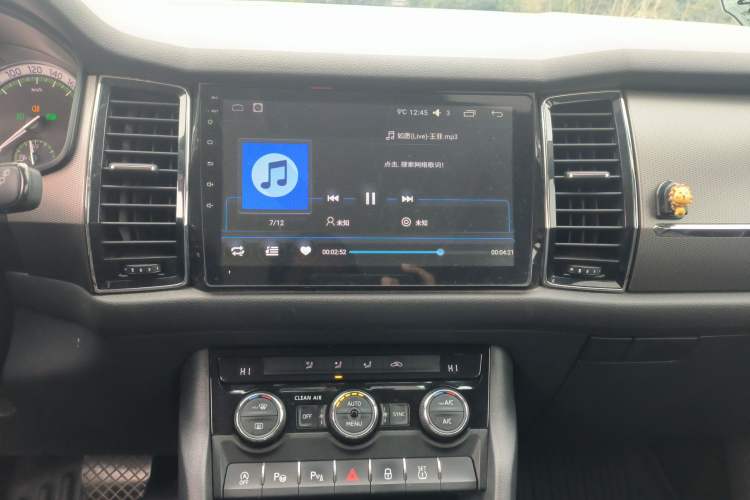 Used Skoda Kodiaq 2017 TSI330 5-seat Two-Wheel Drive Comfort Edition Audio And AC Panel