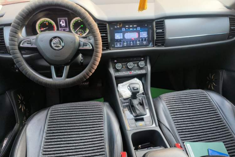 Used Skoda Kodiaq 2017 TSI330 5-seat Two-Wheel Drive Comfort Edition Center Console