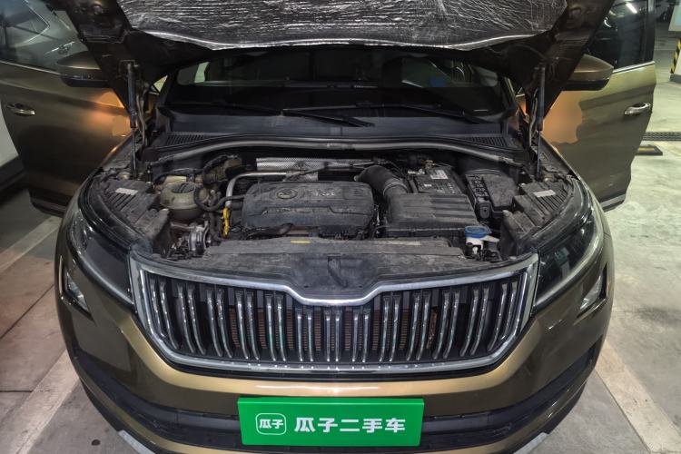 Used Skoda Kodiaq 2017 TSI330 7-Seater Two-Wheel-Drive Luxury Tech Edition Engine Bay