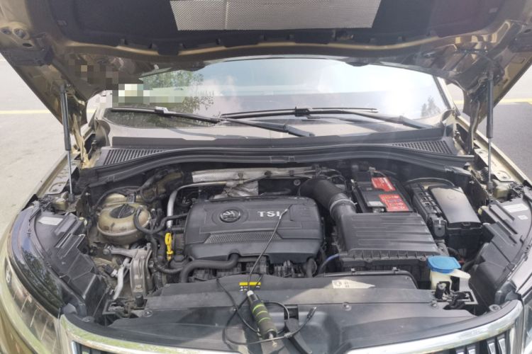 Used Skoda Kodiaq 2017 TSI330 5-seat Two-Wheel Drive Comfort Edition Engine Bay