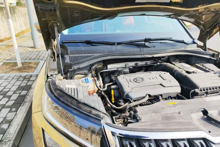 Used Skoda Kodiaq 2017 TSI380 7-Seater Four-Wheel-Drive Flagship Edition Engine Bay Right