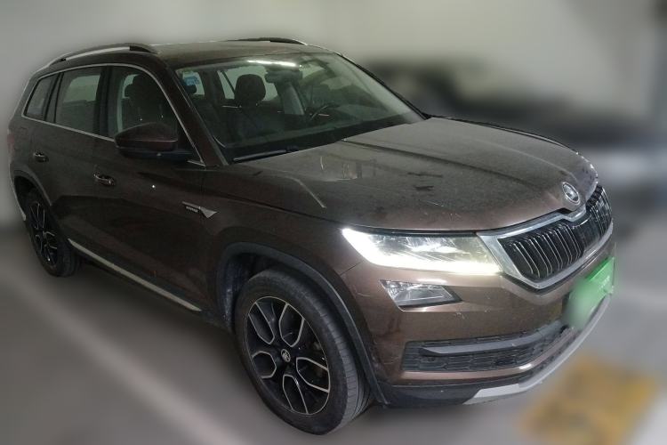 Used Skoda Kodiaq 2017 TSI380 7-Seater Four-Wheel-Drive Flagship Edition Front Right 45 Deg