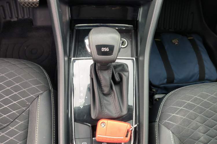 Used Skoda Kodiaq 2017 TSI330 5-seat Two-Wheel Drive Comfort Edition Gear Lever