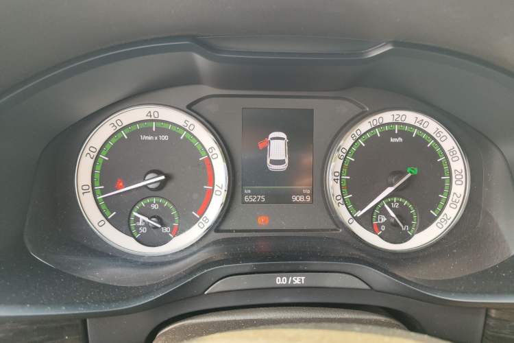 Used Skoda Kodiaq 2017 TSI380 7-Seater Four-Wheel-Drive Flagship Edition Instrument Cluster