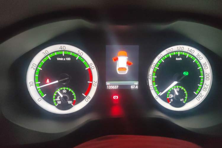 Used Skoda Kodiaq 2017 TSI380 7-Seater Four-Wheel-Drive Flagship Edition Instrument Cluster