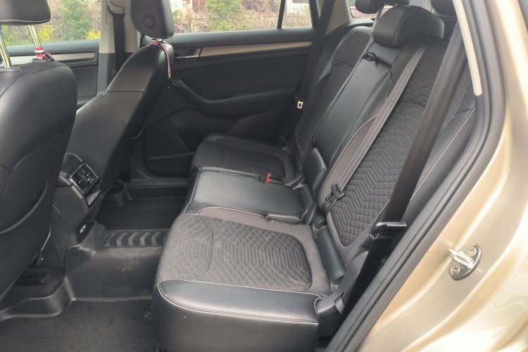 Used Skoda Kodiaq 2017 TSI330 5-seat Two-Wheel Drive Comfort Edition Left Rear Seat