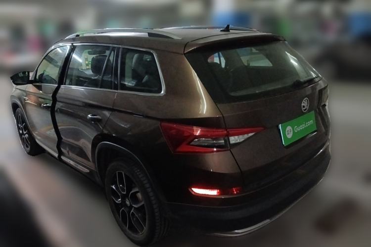 Used Skoda Kodiaq 2017 TSI380 7-Seater Four-Wheel-Drive Flagship Edition Rear Left 45 Deg