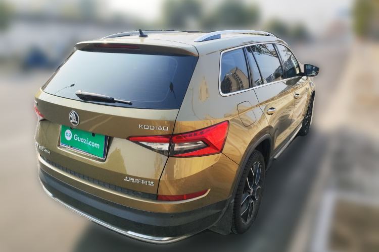 Used Skoda Kodiaq 2017 TSI380 7-Seater Four-Wheel-Drive Flagship Edition Rear Right 45 Deg
