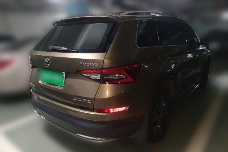 Used Skoda Kodiaq 2017 TSI380 7-Seater Four-Wheel-Drive Flagship Edition Rear Right 45 Deg