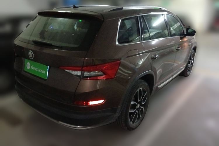 Used Skoda Kodiaq 2017 TSI380 7-Seater Four-Wheel-Drive Flagship Edition Rear Right 45 Deg