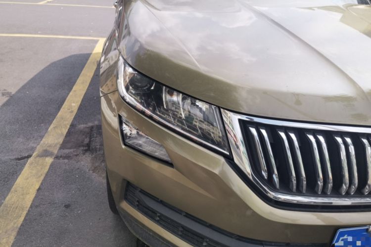 Used Skoda Kodiaq 2017 TSI330 5-seat Two-Wheel Drive Comfort Edition Right Front Headlight