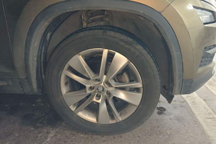 Used Skoda Kodiaq 2017 TSI330 5-Seat Two-Wheel Drive Luxury Edition Right Front Wheel Hub