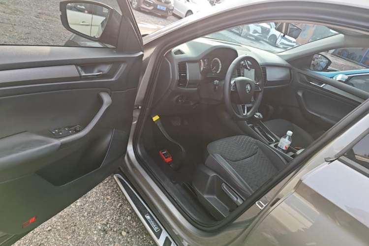 Used Skoda Kodiaq 2017 TSI330 5-seat Two-Wheel Drive Comfort Edition Driver Seat