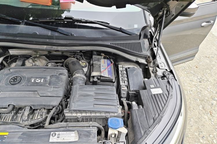 Used Skoda Kodiaq 2017 TSI330 7-Seater Two-Wheel-Drive Luxury Edition Engine Bay Left