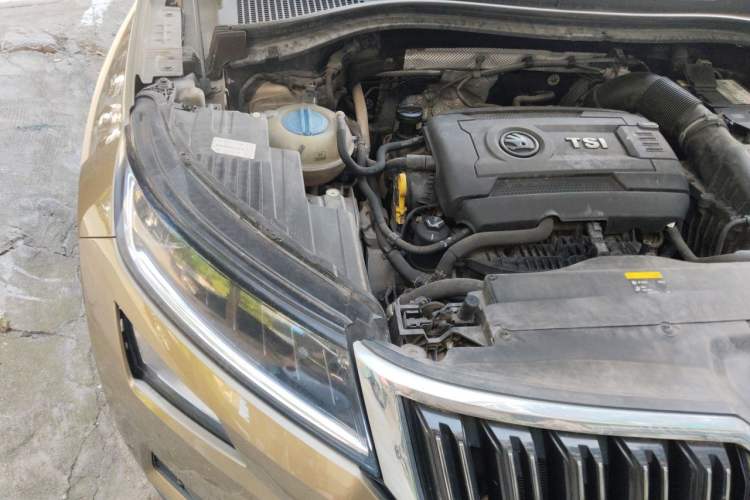 Used Skoda Kodiaq 2017 TSI380 7-Seater Four-Wheel-Drive Flagship Edition Engine Bay Right
