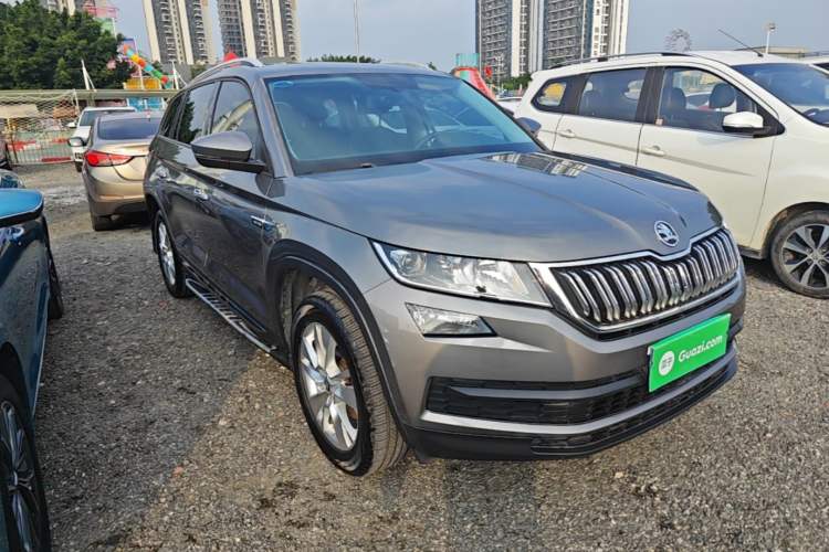 Used Skoda Kodiaq 2017 TSI330 5-seat Two-Wheel Drive Comfort Edition Front Right 45 Deg