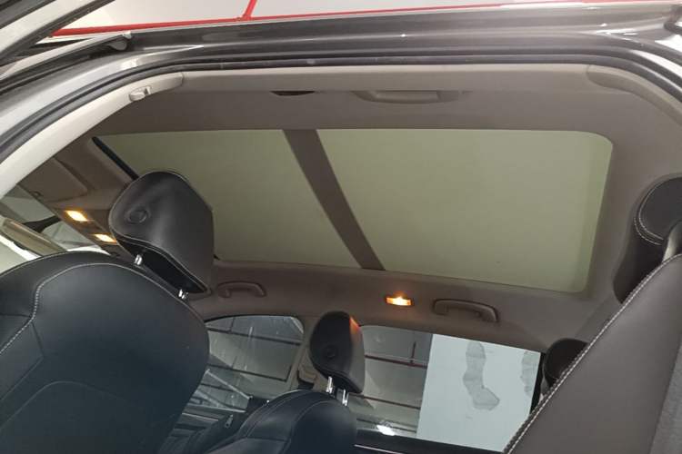Used Skoda Kodiaq 2017 TSI330 7-Seater Two-Wheel-Drive Luxury Tech Edition Headliner