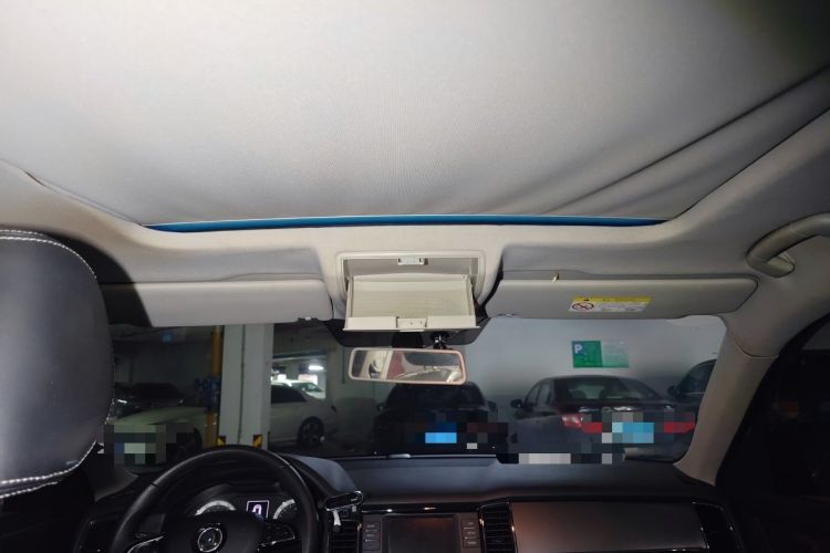 Used Skoda Kodiaq 2017 TSI330 5-Seat Two-Wheel Drive Luxury Edition Headliner