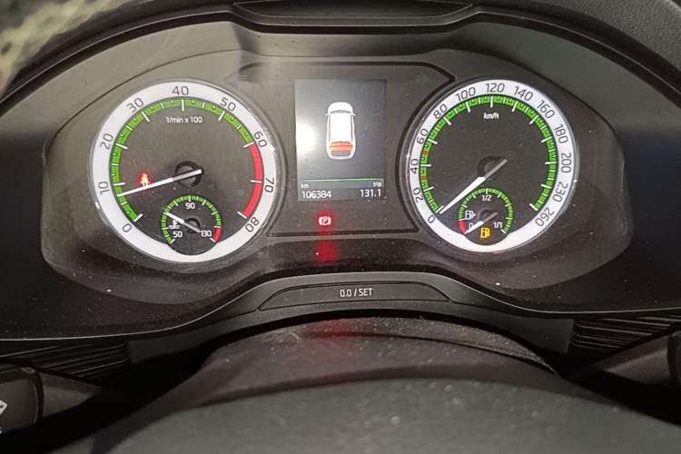 Used Skoda Kodiaq 2017 TSI330 7-Seater Two-Wheel-Drive Luxury Tech Edition Instrument Cluster