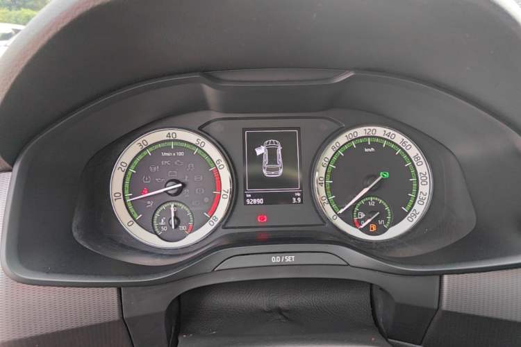 Used Skoda Kodiaq 2017 TSI330 5-seat Two-Wheel Drive Comfort Edition Instrument Cluster