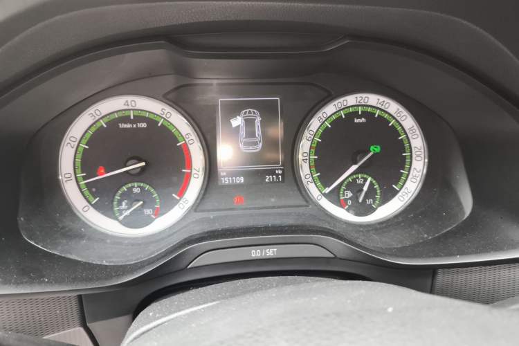 Used Skoda Kodiaq 2017 TSI330 5-seat Two-Wheel Drive Comfort Edition Instrument Cluster