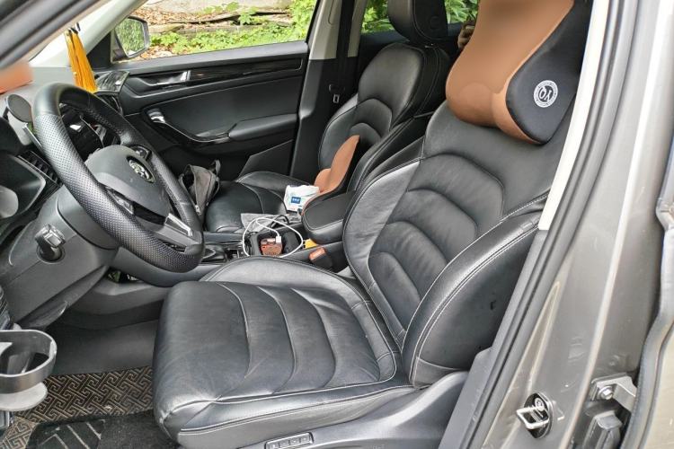 Used Skoda Kodiaq 2017 TSI330 7-Seater Two-Wheel-Drive Luxury Edition Left Front Seat