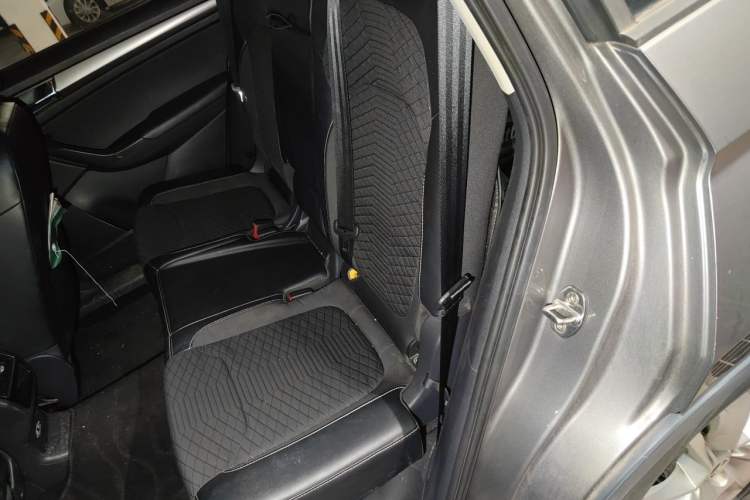 Used Skoda Kodiaq 2017 TSI330 5-Seat Two-Wheel Drive Luxury Edition Left Rear Seat